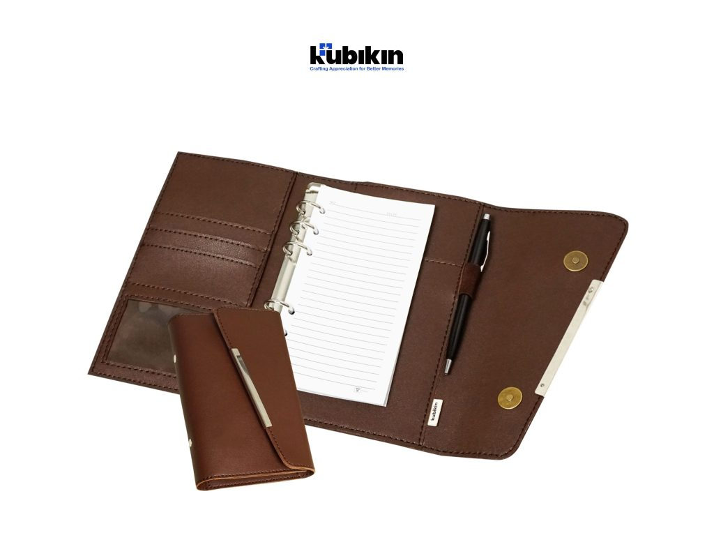 27 Ide Cinderamata untuk Perpisahan Kantor yang Berkesan